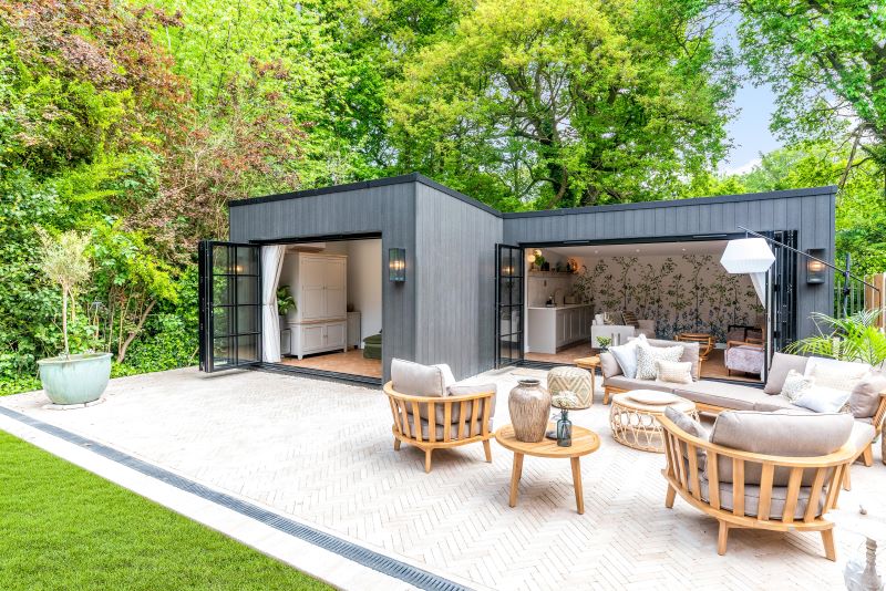 self contained garden annexe essex