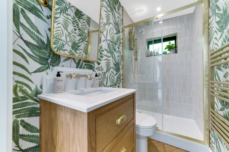 l shaped granny annexe essex