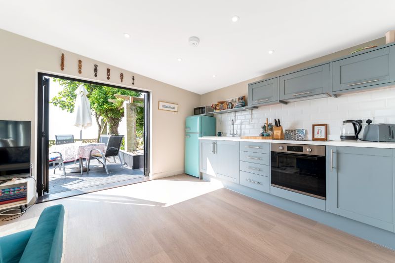 luxury garden annexe kent