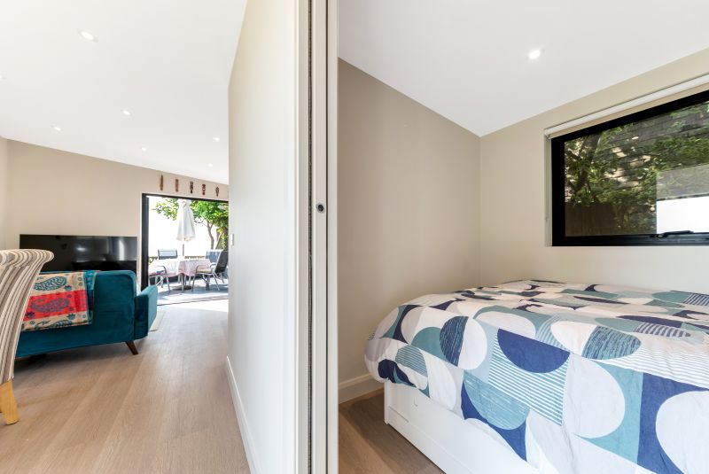 luxury garden annexe kent