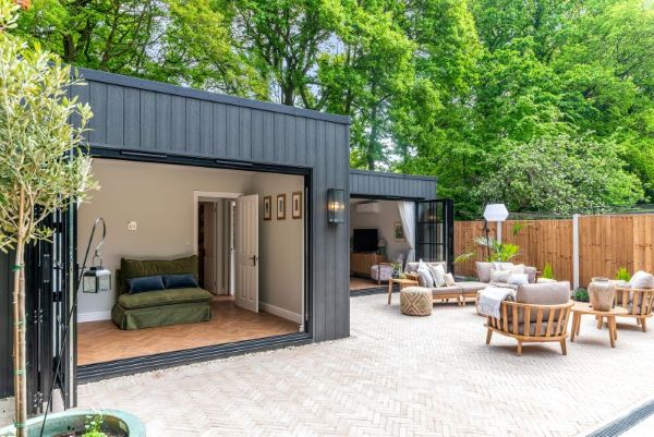 Garden annexe styling