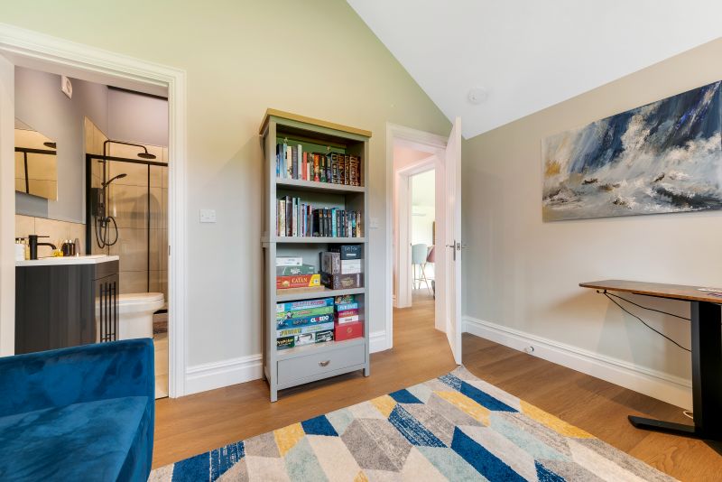 self-contained agrden annexe