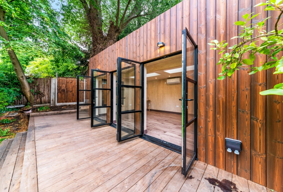Building a Garden Annexe in Essex: Planning, Costs and Design Ideas