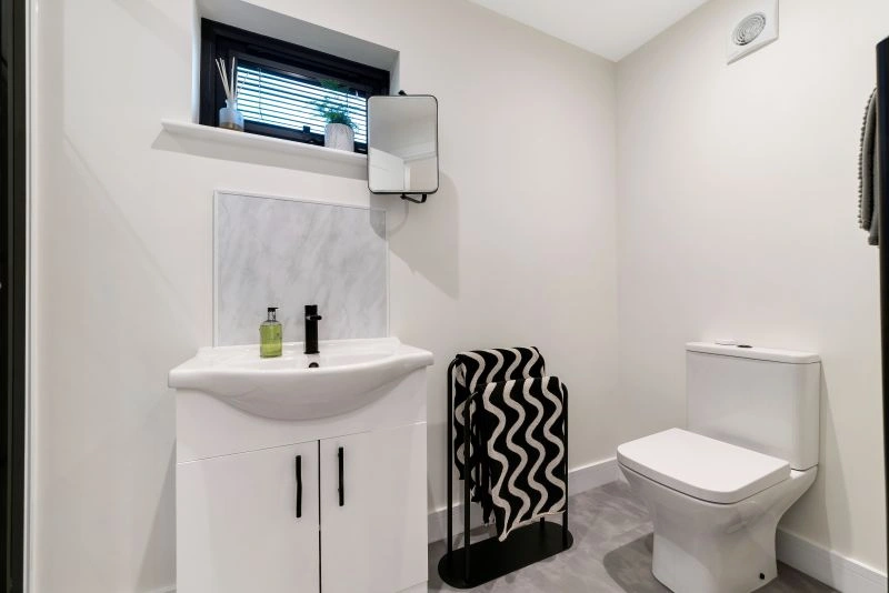 Making Your Home Ready for Christmas Guests: Space, Comfort, and Style