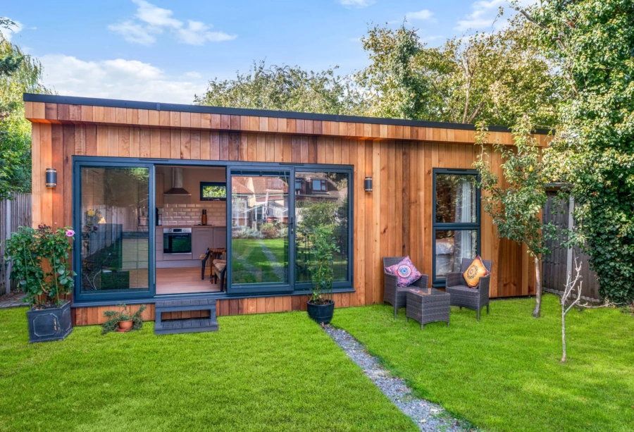 Pitched or Flat? Choosing the Perfect Roof for Your Garden Annexe