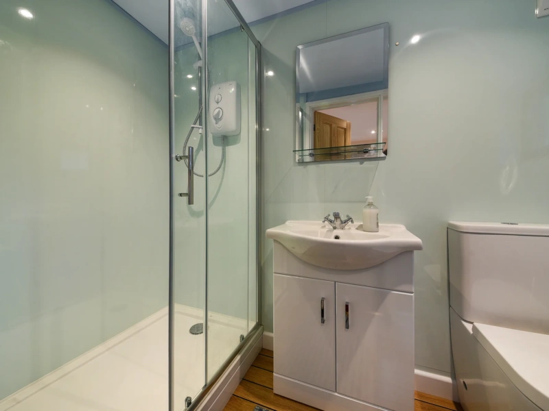 Modern One-Bedroom Annexe – Benfleet, Essex