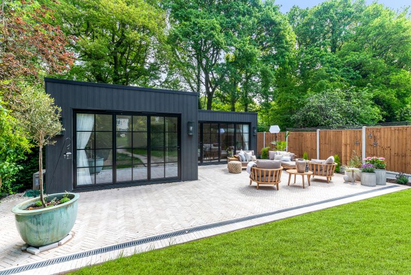 self contained garden annexe essex