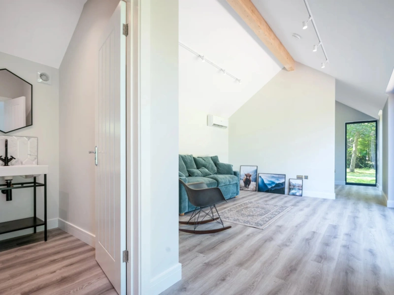 Large Guest Annexe – Essex