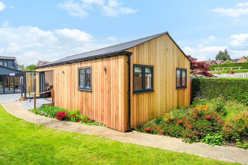 bespoke garden annexe essex