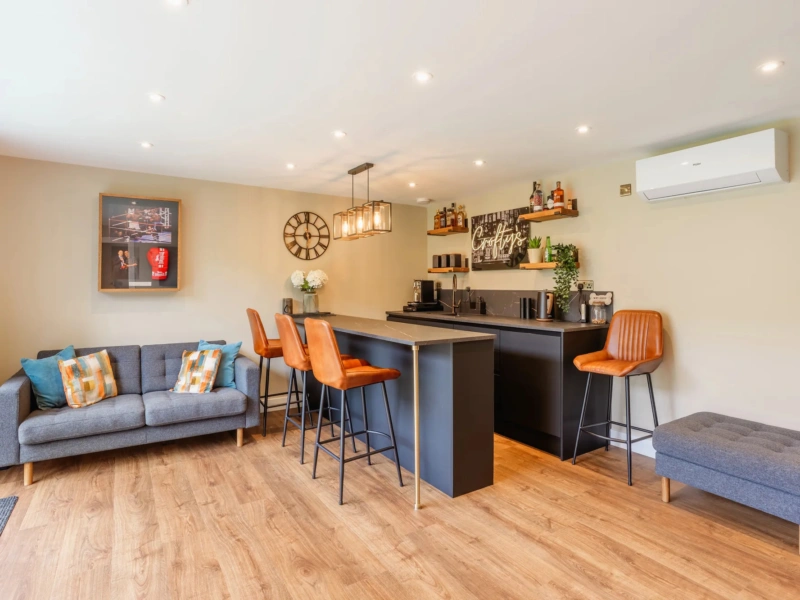 Contemporary One Bedroom Garden Annexe – Hutton, Essex