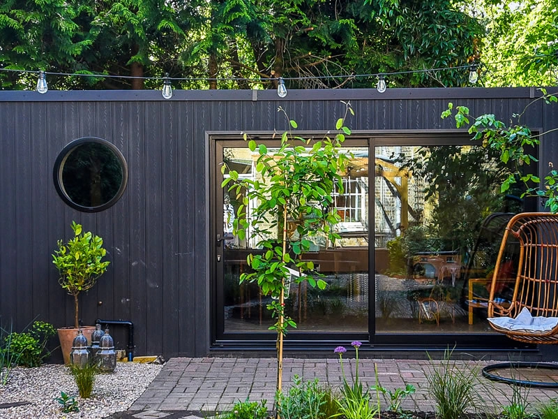 Hidden Garden Annexe in Urban London