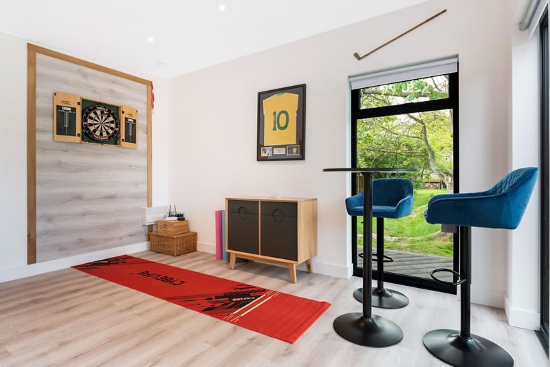 garden annexe with games room in essex