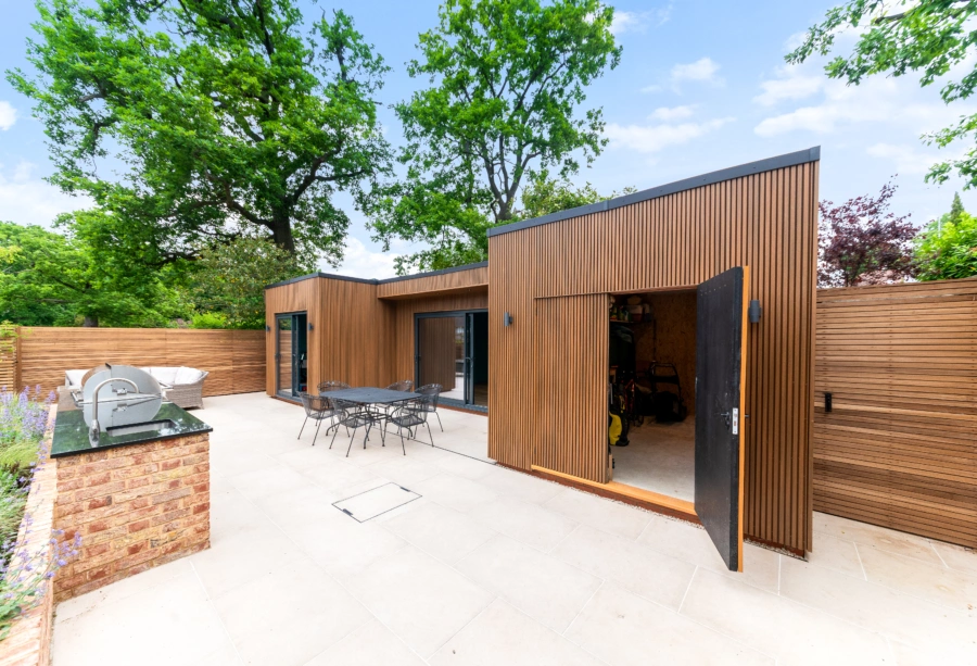 Building Smart: The Benefits of SIPs in Garden Annexe Construction 