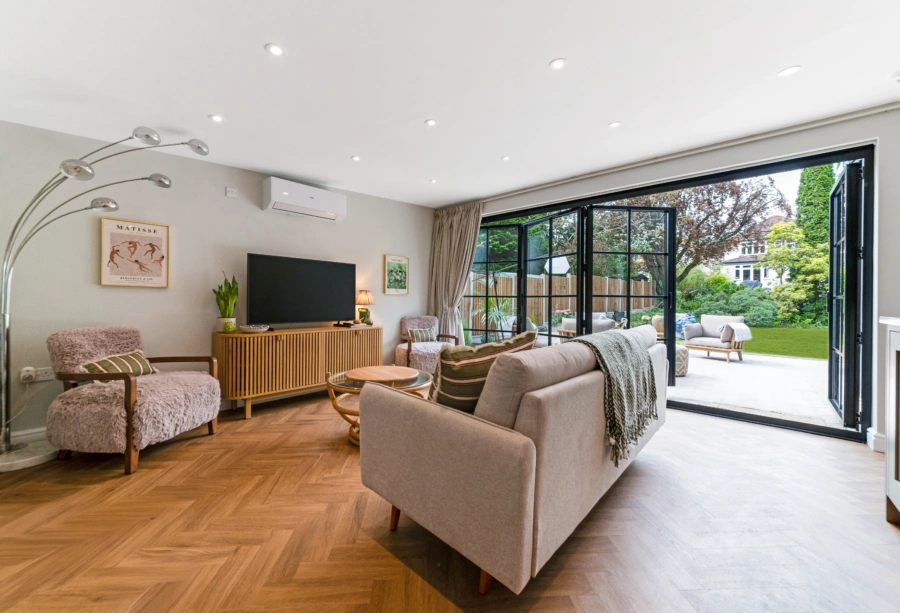 Granny Annexe vs Care Home: Which Is Right for Your Family?